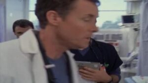Смотреть на Лордфильм 2.0 Сериал Клиника 2001
