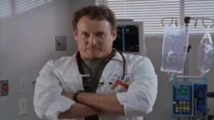 Смотреть на Лордфильм 2.0 Сериал Клиника 2001