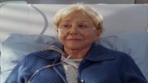Смотреть на Лордфильм 2.0 Сериал Клиника 2001