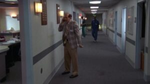 Смотреть на Лордфильм 2.0 Сериал Клиника 2001
